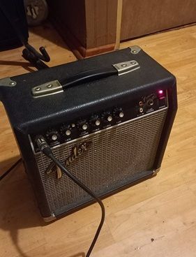 ampli 03.jpg